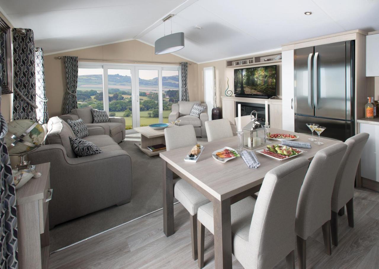 The Lakes Rookley 외부 사진 Interior of a static